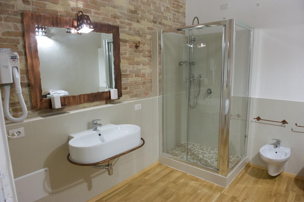 Castelletto Suites Cagliari Ngoại thất bức ảnh