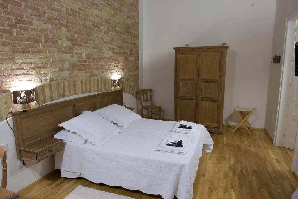 Castelletto Suites Cagliari Ngoại thất bức ảnh