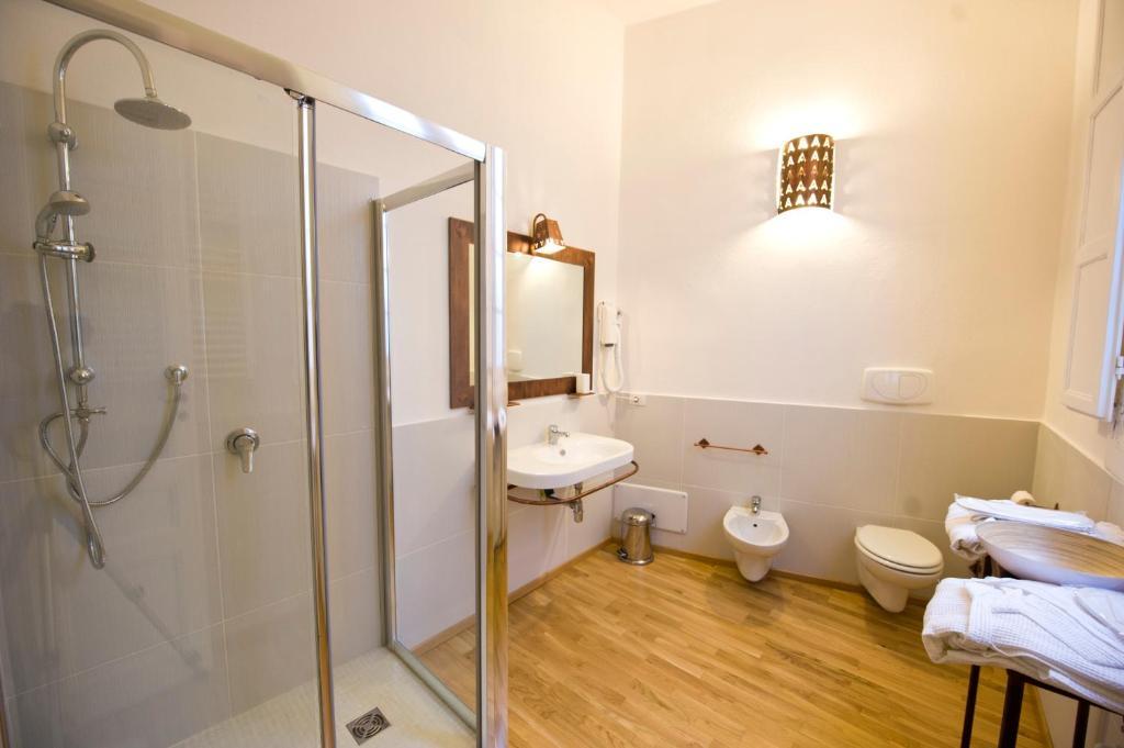 Castelletto Suites Cagliari Ngoại thất bức ảnh